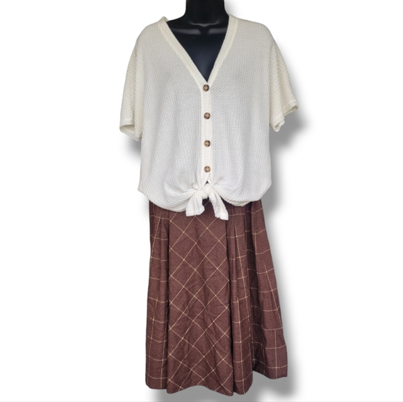 Socialite Slouchy Tie Front Shirt Size Sm - Picture 3 of 3